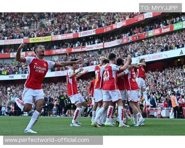 英超焦点战阿森纳逆转曼联红牌争议引发热议与转会传闻 英超焦点战阿森纳逆转曼联红牌争议引发热议与转会传闻