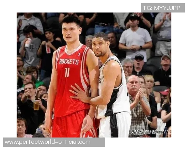 姚明与乔丹的NBA传奇对决：两位巨星的巅峰时刻与篮球梦想