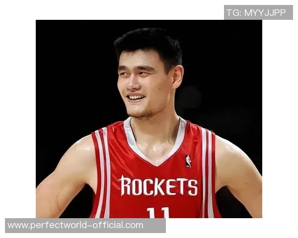 姚明的穿衣风格解析：从运动休闲到正式场合的时尚选择与搭配技巧