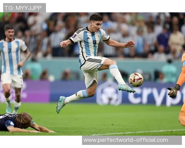 西甲激战波尔图险胜马竞争议判罚引发全场热议 西甲激战波尔图险胜马竞争议判罚引发全场热议