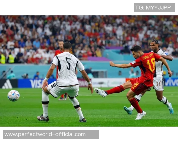 世界杯波尔图与巴黎圣日耳曼战平精彩瞬间解析与数据分析 世界杯波尔图与巴黎圣日耳曼战平精彩瞬间解析与数据分析