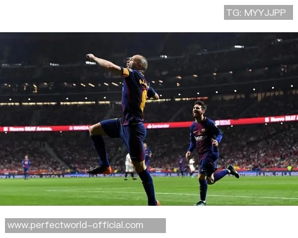 中超赛场惊现冷门巴萨逆转里昂引发全场狂欢