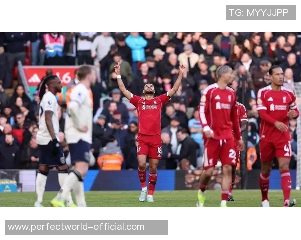 足总杯精彩对决曼城逆转利物浦帽子戏法引爆全场激情时刻分析