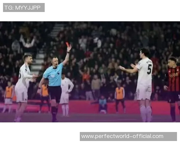 友谊赛惊现乌龙球里昂大胜拜仁引发争议判罚全场沸腾