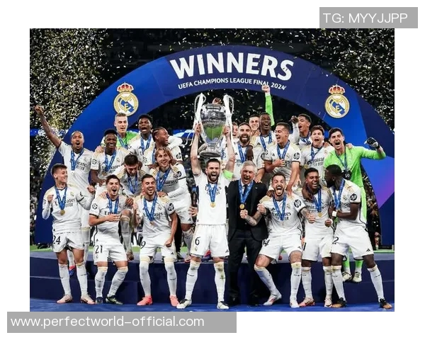 国王杯精彩对决里昂与多特蒙德战平神扑瞬间引发全场热烈反响